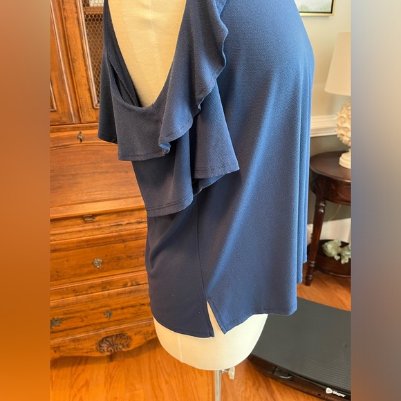 CeCe Cold Shoulder Ruffle Top - Picture 4 of 8